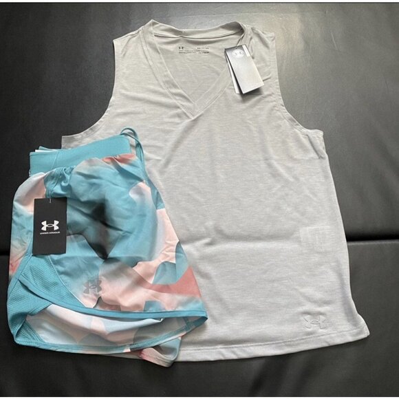 NWT Under Armour Athletic Set Women's Size Small - Picture 1 of 3